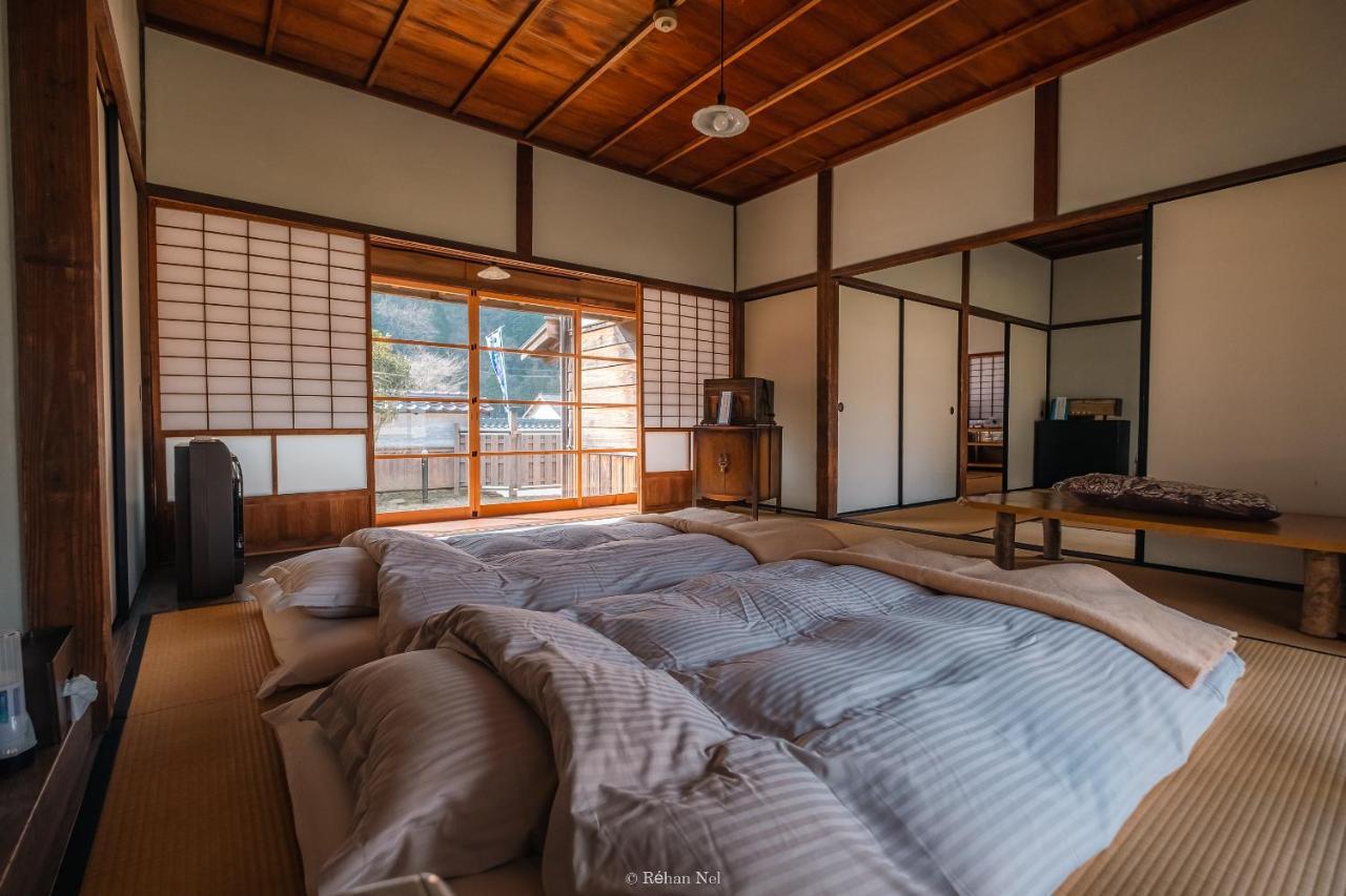 Japan'S Oldest Remaining Company Housing Asago Exterior foto