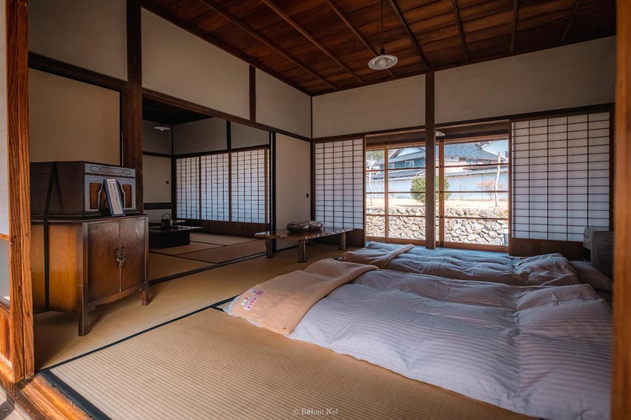 Japan'S Oldest Remaining Company Housing Asago Exterior foto