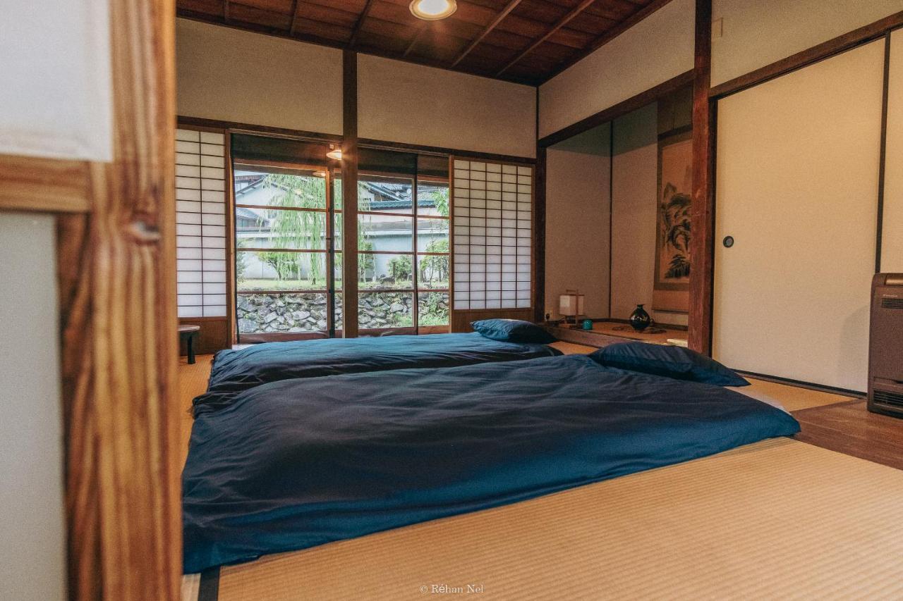 Japan'S Oldest Remaining Company Housing Asago Exterior foto