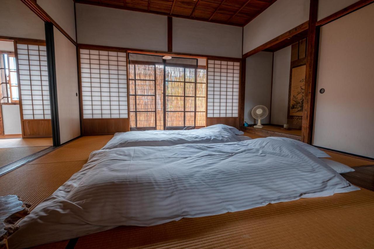 Japan'S Oldest Remaining Company Housing Asago Exterior foto