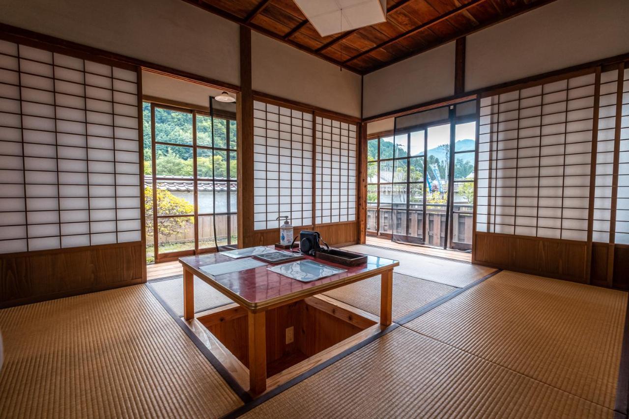 Japan'S Oldest Remaining Company Housing Asago Exterior foto