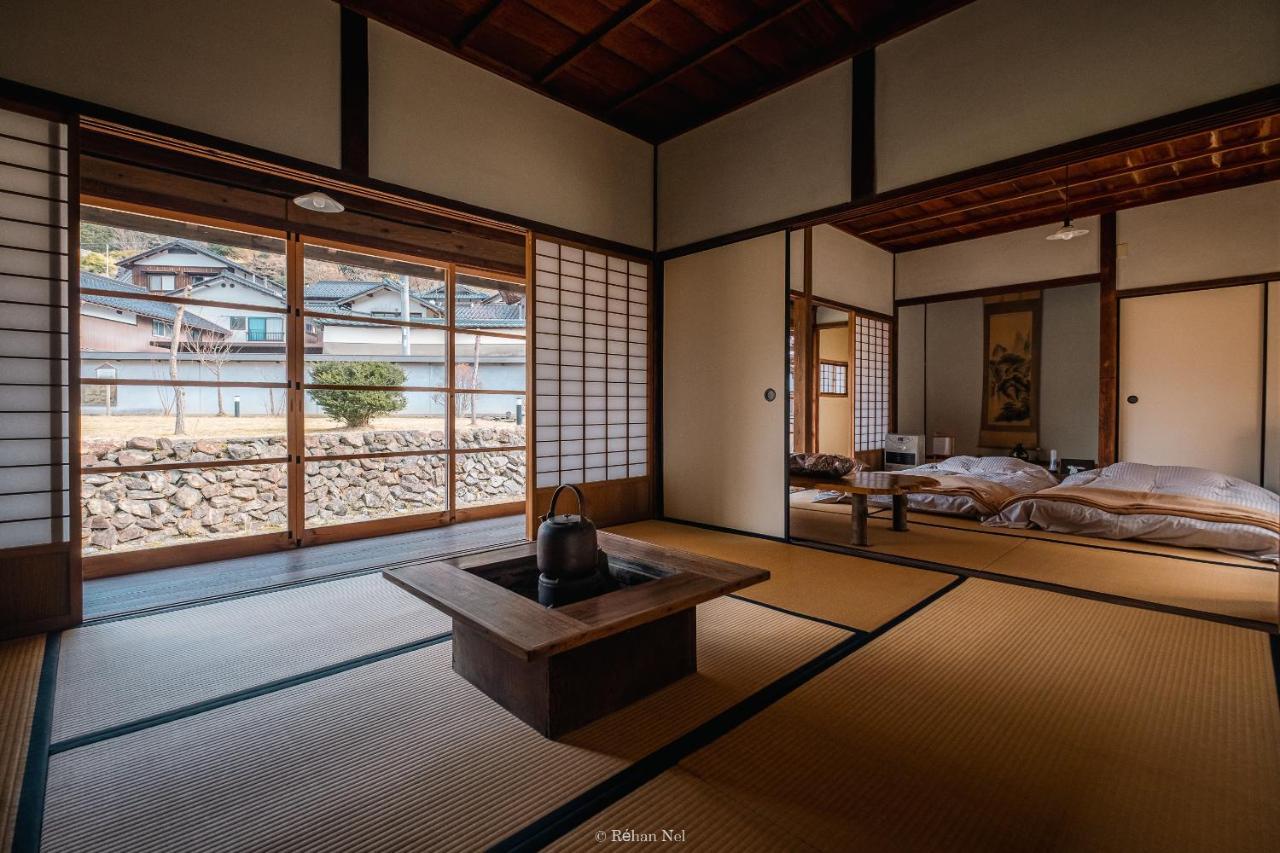 Japan'S Oldest Remaining Company Housing Asago Exterior foto
