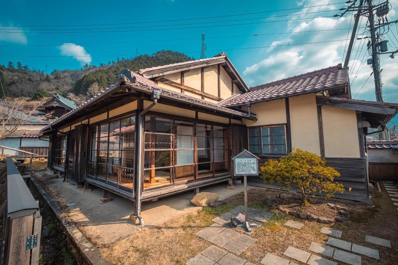 Japan'S Oldest Remaining Company Housing Asago Exterior foto