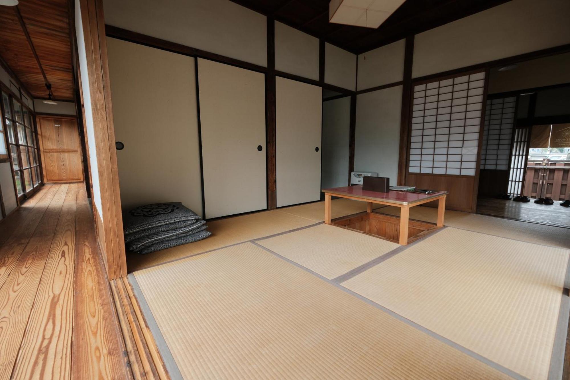 Japan'S Oldest Remaining Company Housing Asago Exterior foto