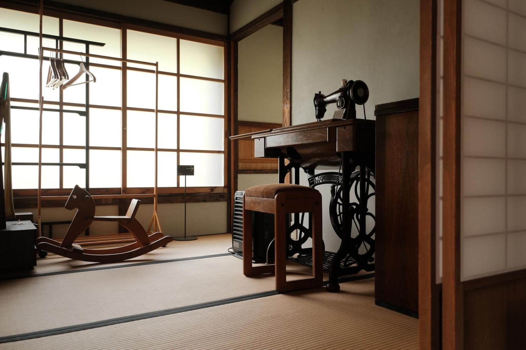 Japan'S Oldest Remaining Company Housing Asago Exterior foto