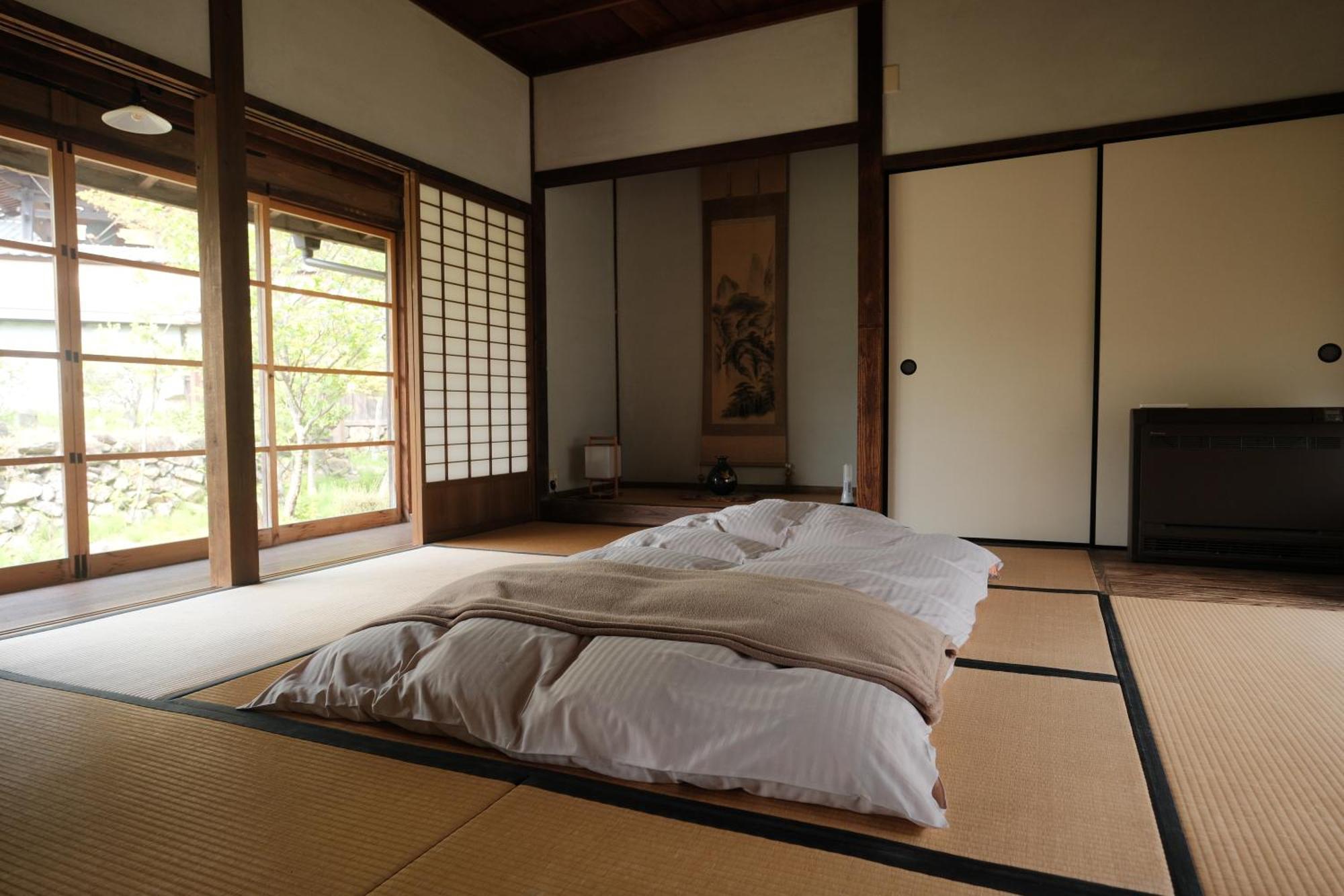 Japan'S Oldest Remaining Company Housing Asago Exterior foto